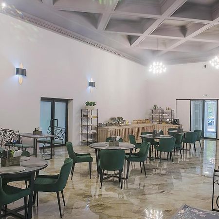 胡内多阿拉 Corvin House酒店 外观 照片